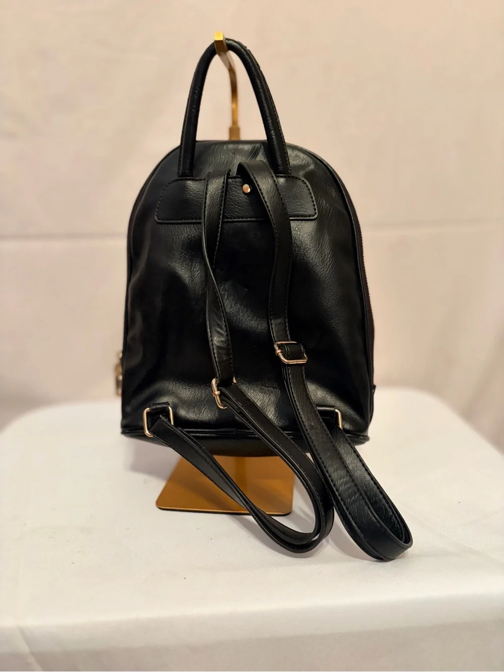 INC International Concepts Black Leather Interior with Cream Patterned Lining